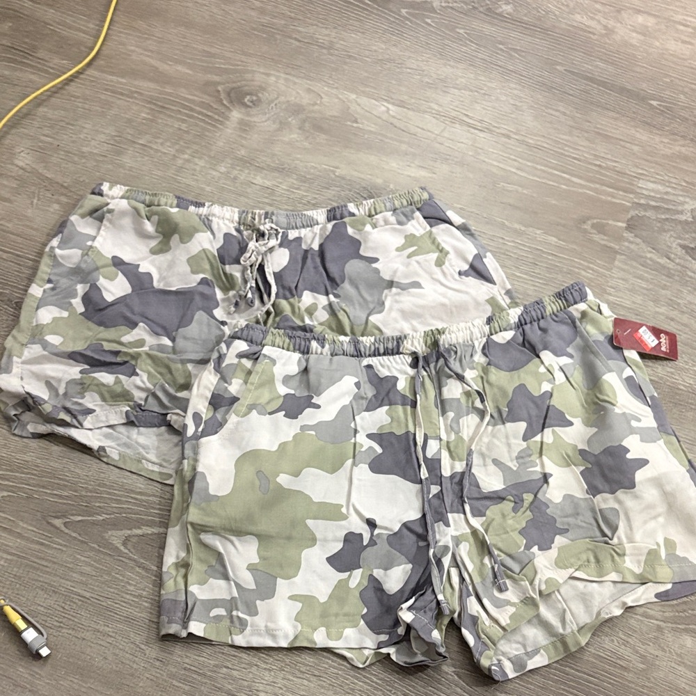 NOBO Women's Camouflage Drawstring Shorts in Green, Gray, White